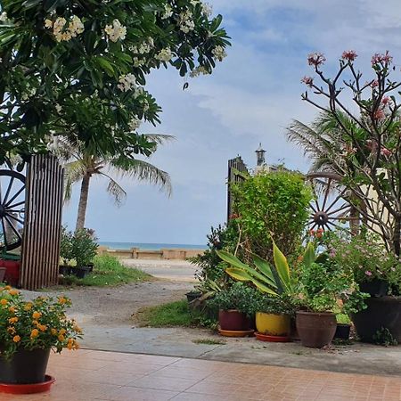 Seesea Thai Wooden House On Beachfront Prachuap Khiri Khan Zewnętrze zdjęcie