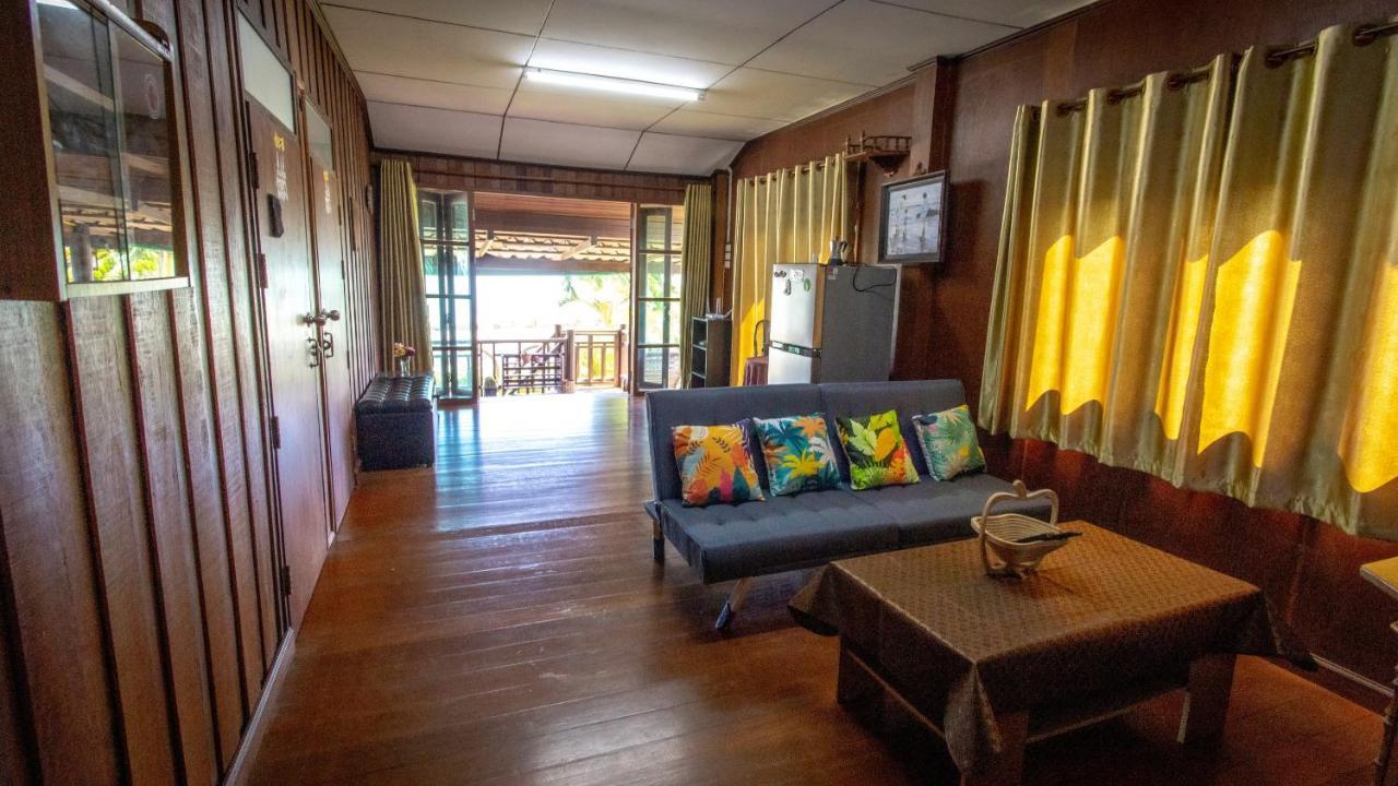 Seesea Thai Wooden House On Beachfront Prachuap Khiri Khan Zewnętrze zdjęcie