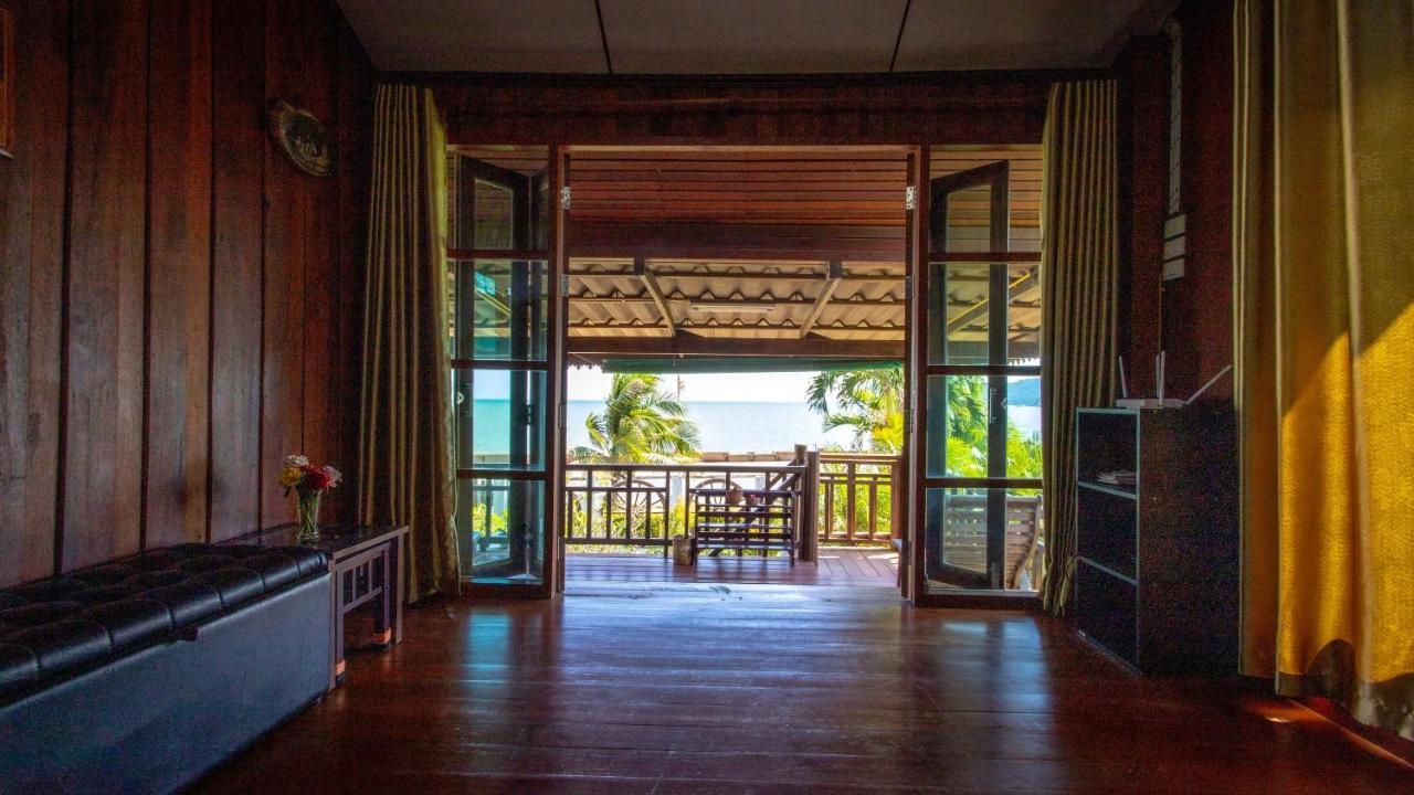 Seesea Thai Wooden House On Beachfront Prachuap Khiri Khan Zewnętrze zdjęcie