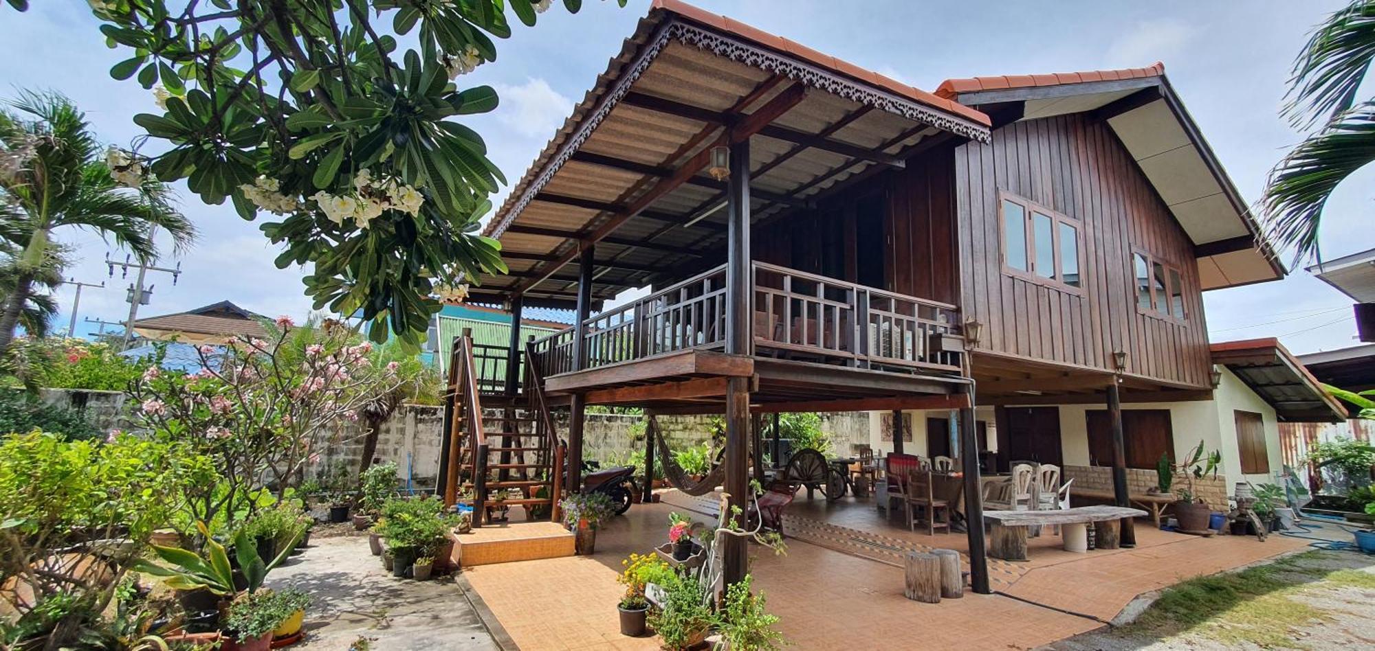 Seesea Thai Wooden House On Beachfront Prachuap Khiri Khan Zewnętrze zdjęcie